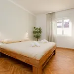 Apartament Ponterosso Center Luxury Fastfibra